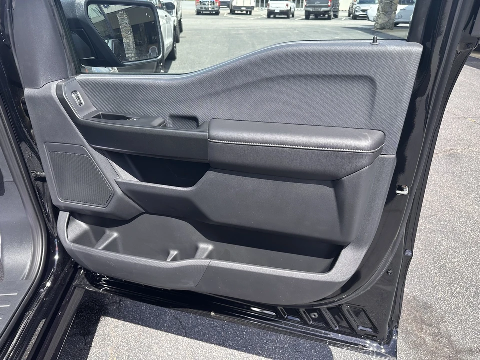 2026 Ford F-150 14th Gen - Image 14 of 29