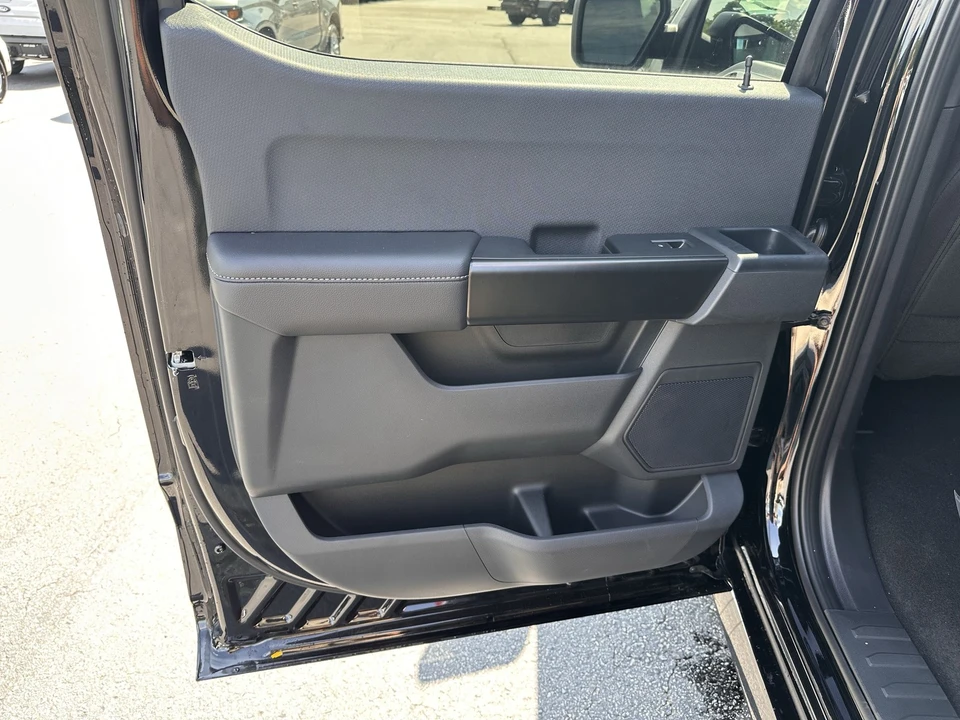 2026 Ford F-150 14th Gen - Image 12 of 29