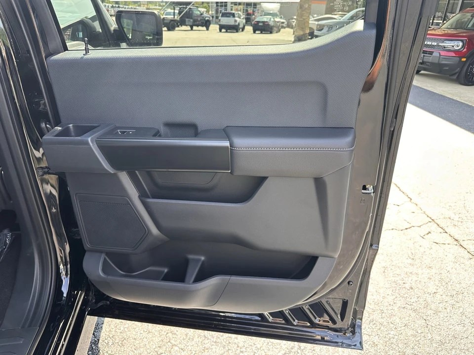 2026 Ford F-150 14th Gen - Image 16 of 29