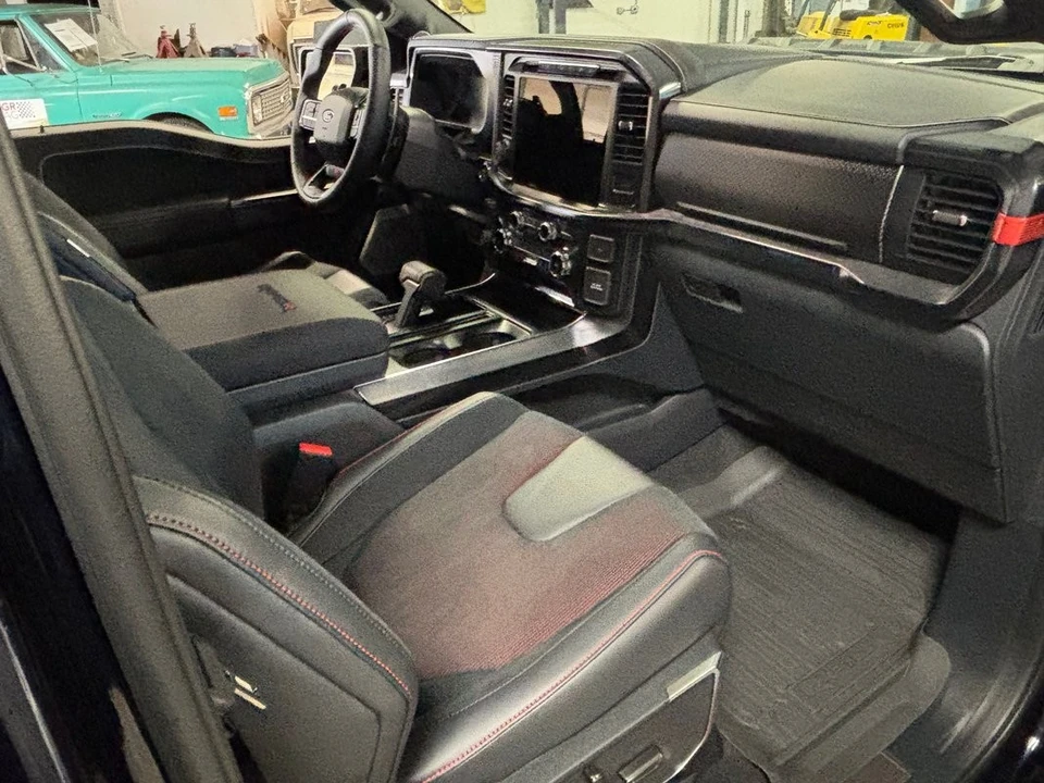 2026 Ford - Image 28 of 31