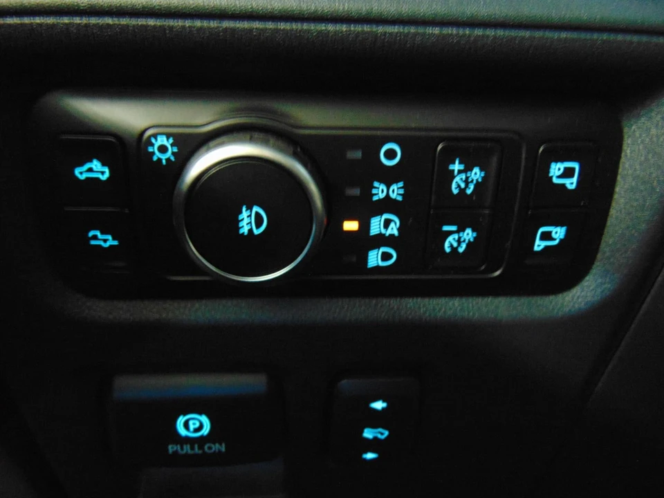 2026 Ford F-150 Raptor 14th Gen - Image 15 of 22