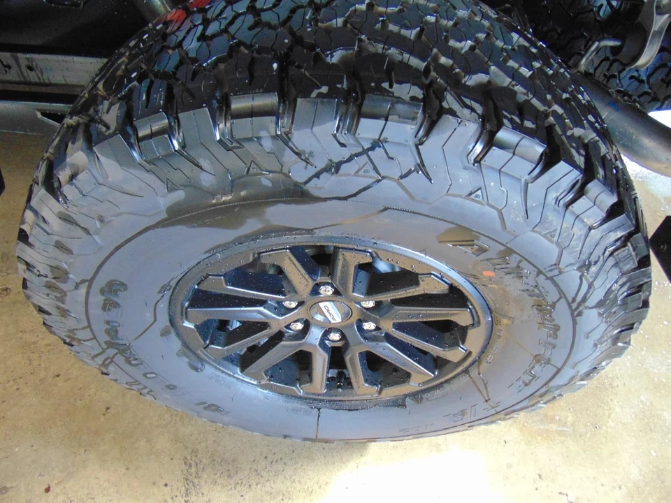 2026 Ford F-150 Raptor 14th Gen - Image 6 of 22