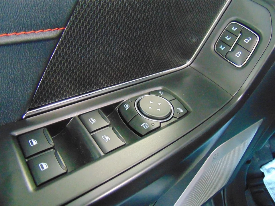 2026 Ford F-150 Raptor 14th Gen - Image 8 of 22