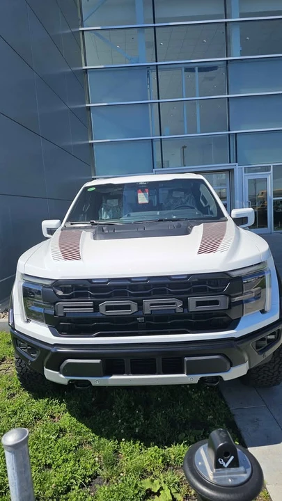 2026 Ford F-150 Raptor 14th Gen - Image 4 of 7
