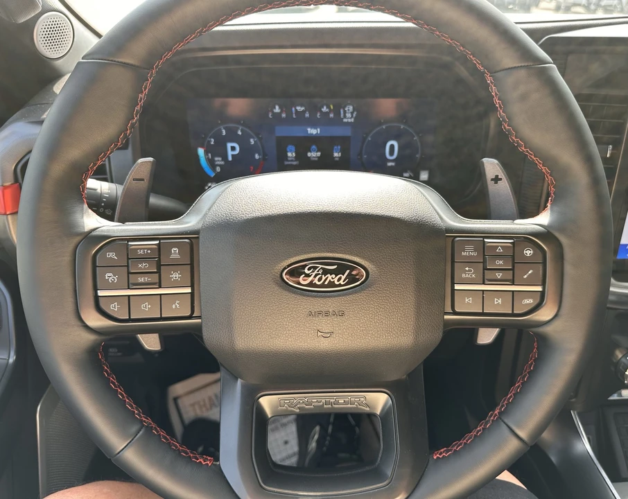 2026 Ford F-150 Raptor 14th Gen - Image 24 of 31