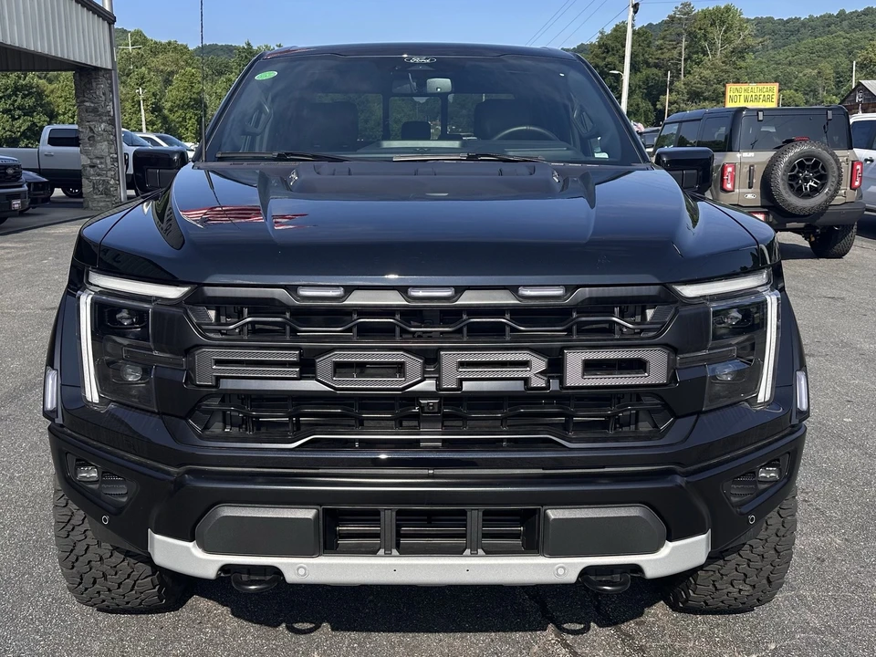 2026 Ford F-150 Raptor 14th Gen - Image 3 of 31