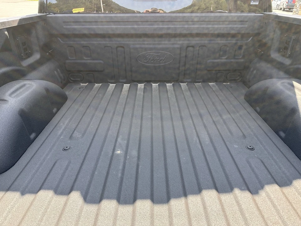 2026 Ford F-150 Raptor 14th Gen - Image 13 of 31