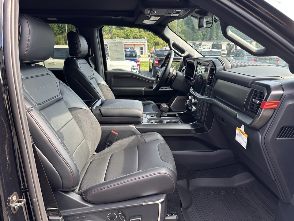 2026 Ford F-150 Raptor 14th Gen - Image 18 of 31