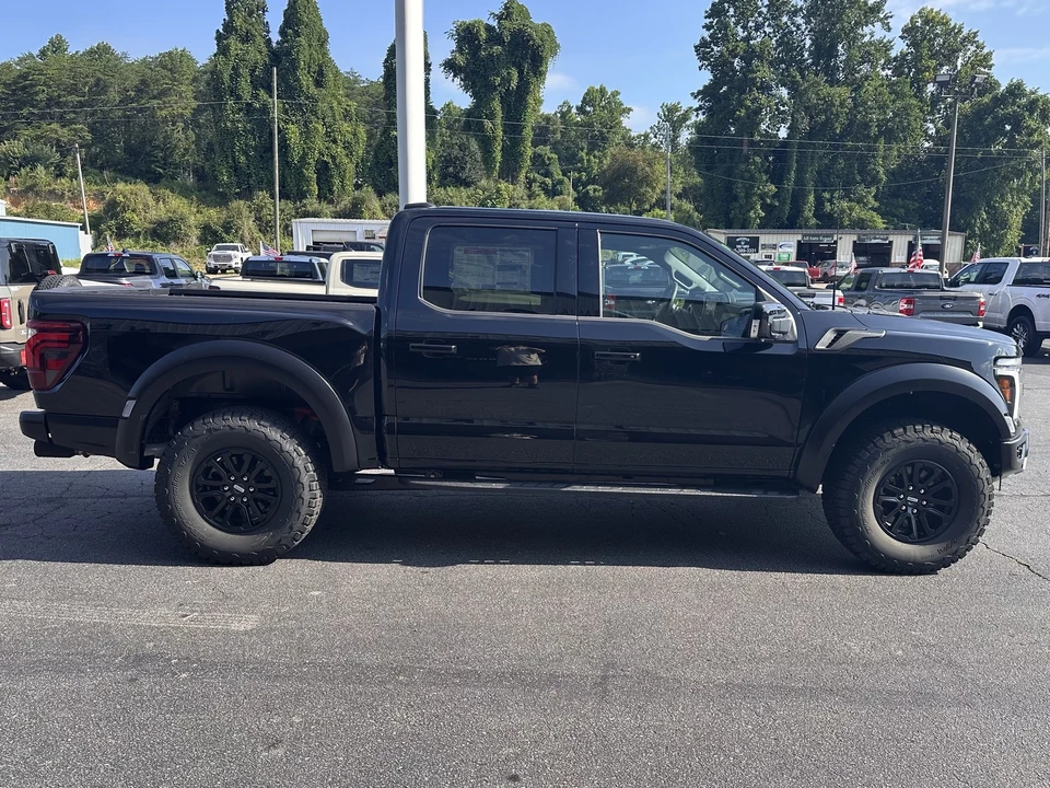 2026 Ford F-150 Raptor 14th Gen - Image 5 of 31