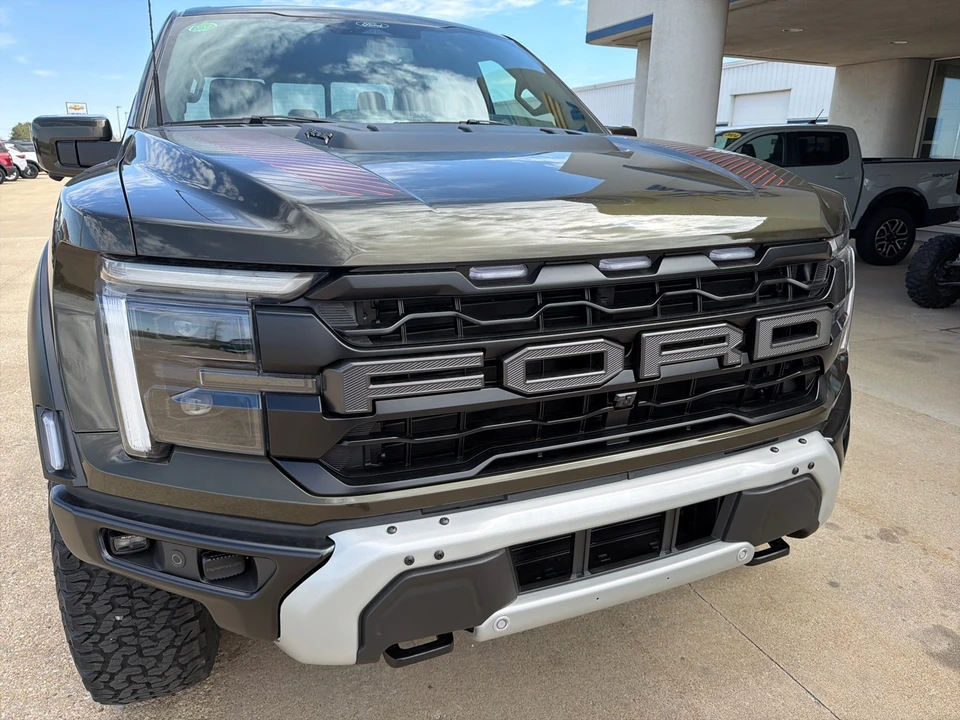 2026 Ford F-150 Raptor 14th Gen - Image 7 of 31