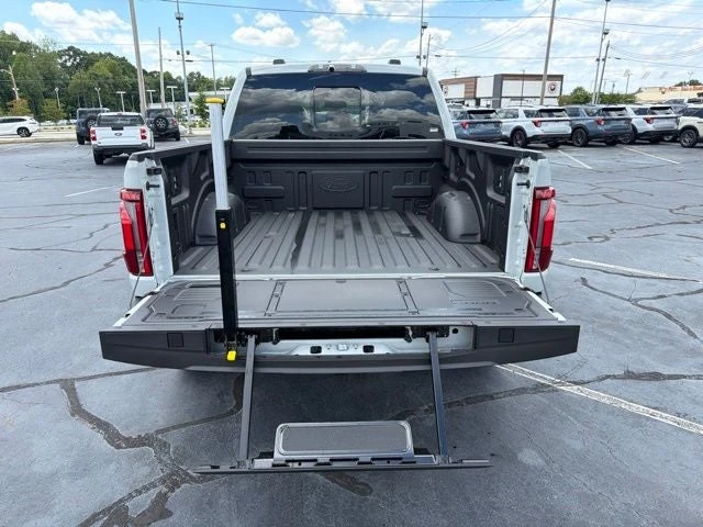 2026 Ford F-150 Raptor 14th Gen - Image 12 of 31