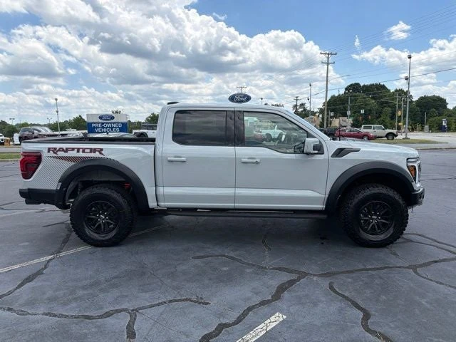 2026 Ford F-150 Raptor 14th Gen - Image 8 of 31