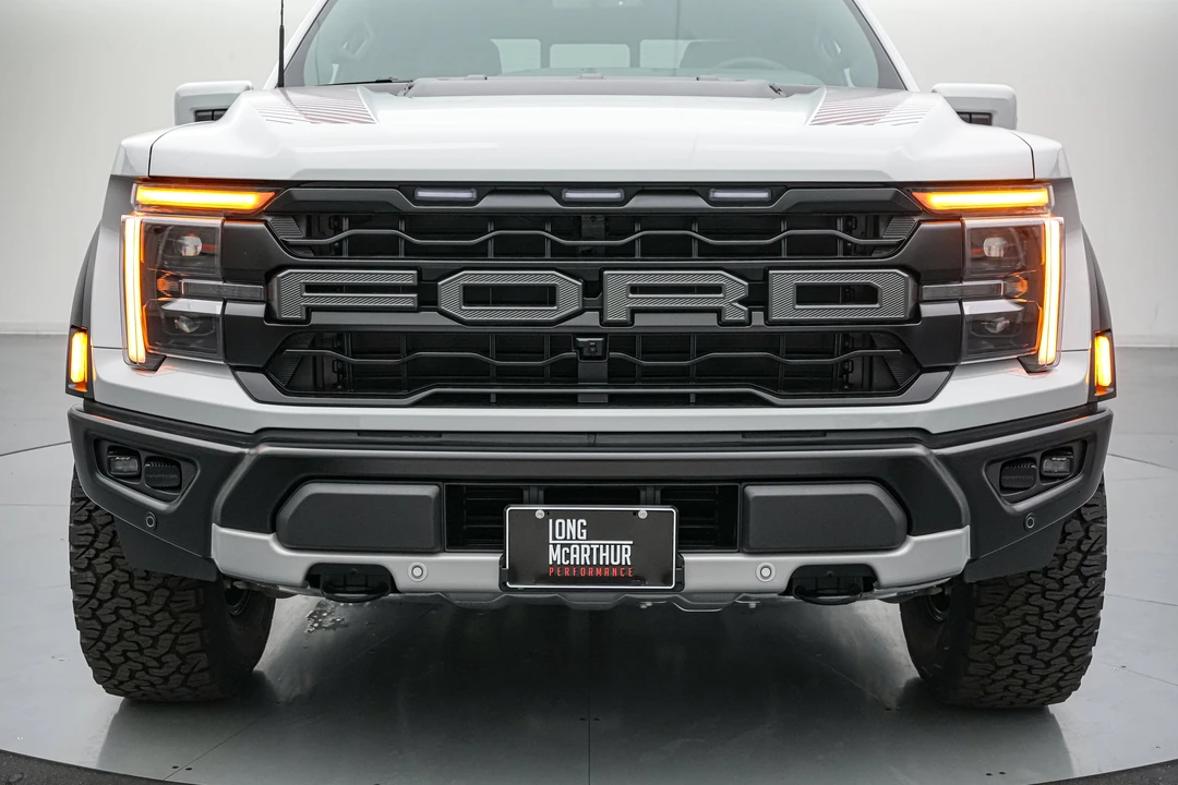 2026 Ford F-150 Raptor 14th Gen - Image 17 of 31