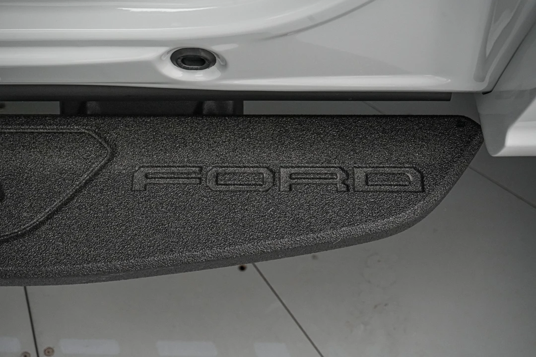 2026 Ford F-150 Raptor 14th Gen - Image 23 of 31