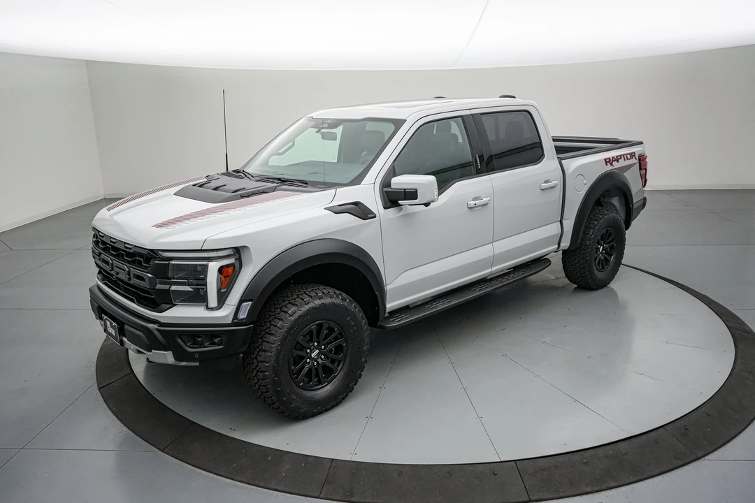 2026 Ford F-150 Raptor 14th Gen - Image 9 of 31