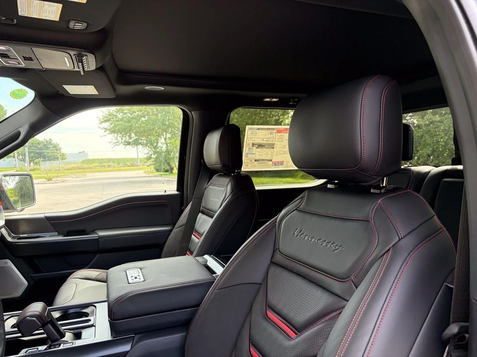 2026 Ford F-150 Raptor 14th Gen - Image 11 of 31
