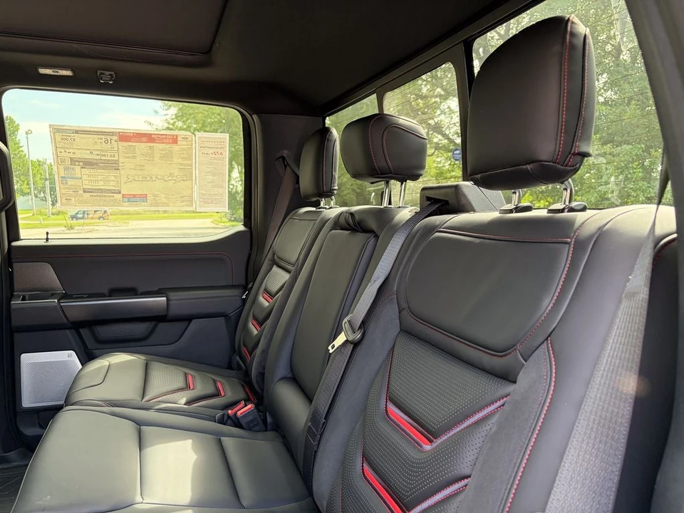 2026 Ford F-150 Raptor 14th Gen - Image 21 of 31