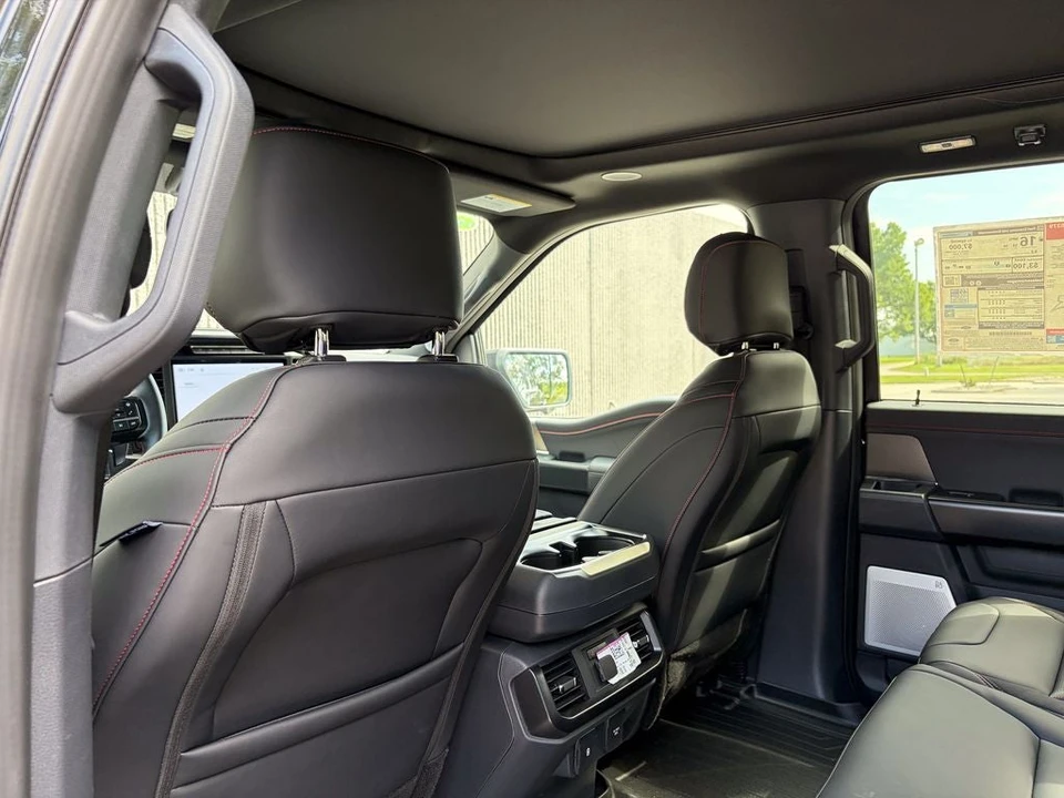 2026 Ford F-150 Raptor 14th Gen - Image 22 of 31
