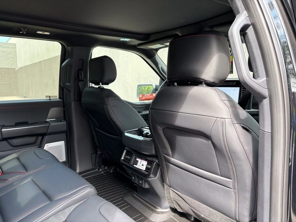 2026 Ford F-150 Raptor 14th Gen - Image 28 of 31