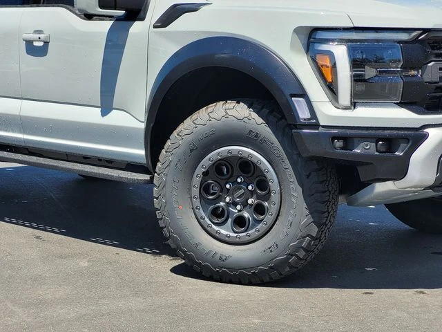 2026 Ford F-150 Raptor 14th Gen - Image 2 of 10