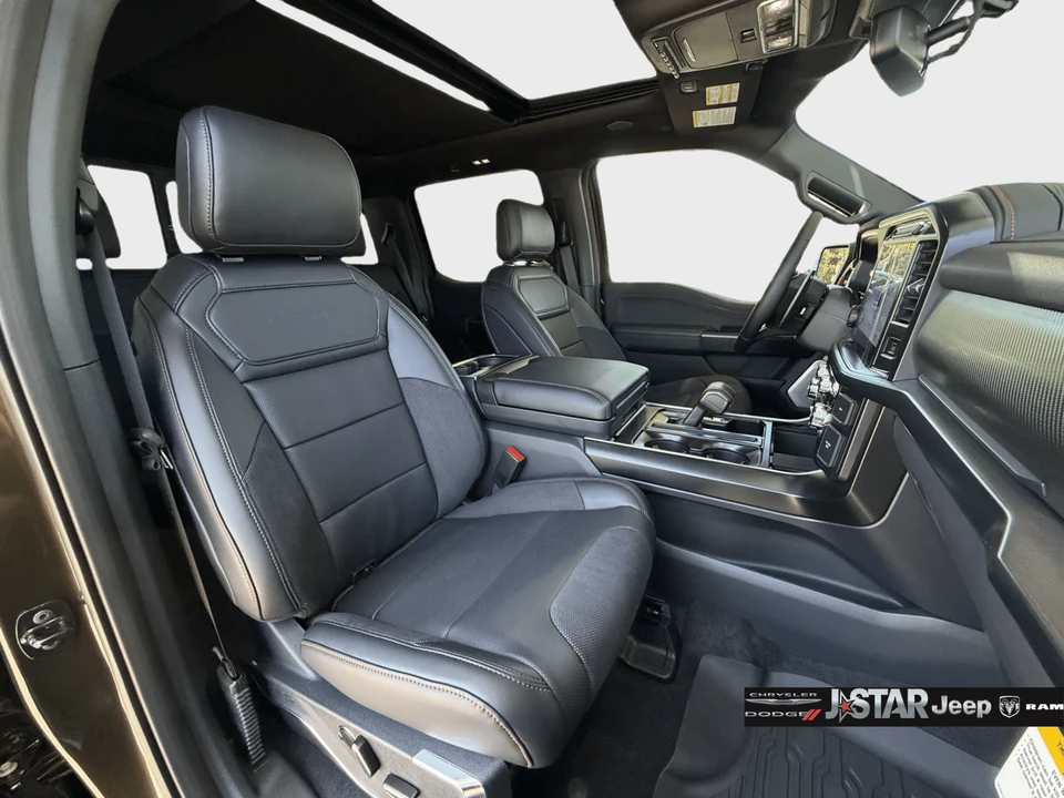 2026 Ford F-150 Raptor 14th Gen - Image 14 of 31
