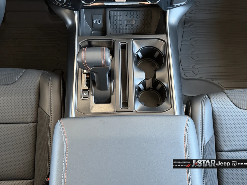 2026 Ford F-150 Raptor 14th Gen - Image 18 of 31