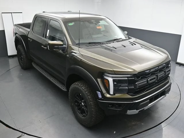 2026 Ford F-150 Raptor 14th Gen - Image 14 of 31