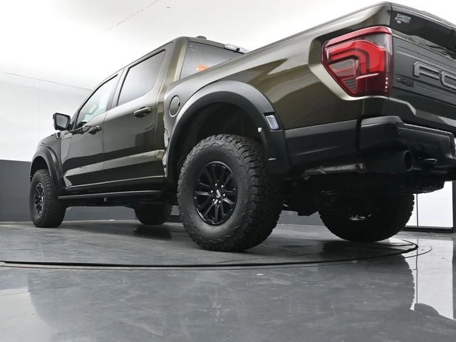2026 Ford F-150 Raptor 14th Gen - Image 28 of 31