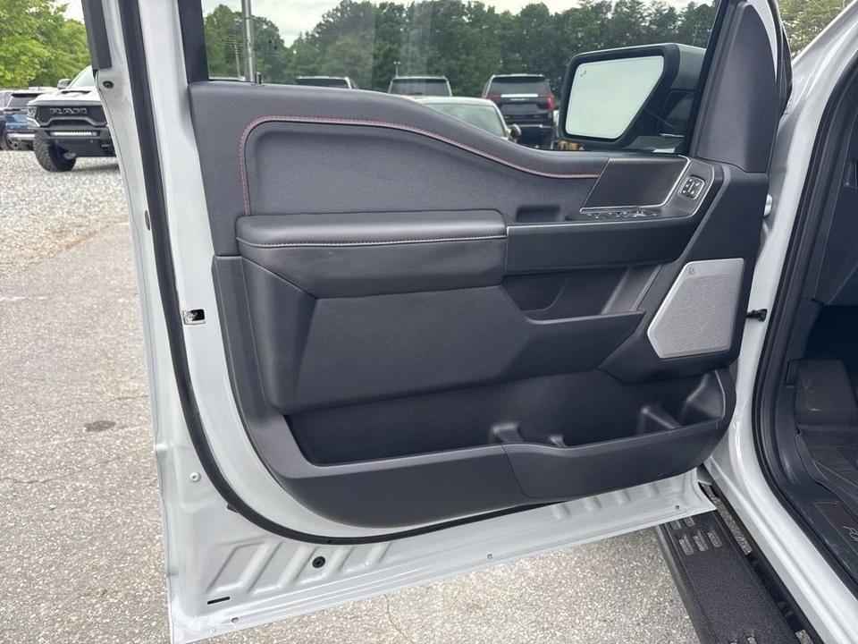 2026 Ford - Image 28 of 31