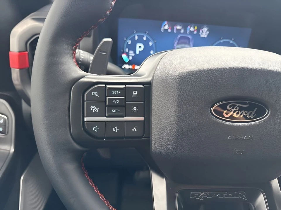 2026 Ford F-150 Raptor 14th Gen - Image 15 of 31