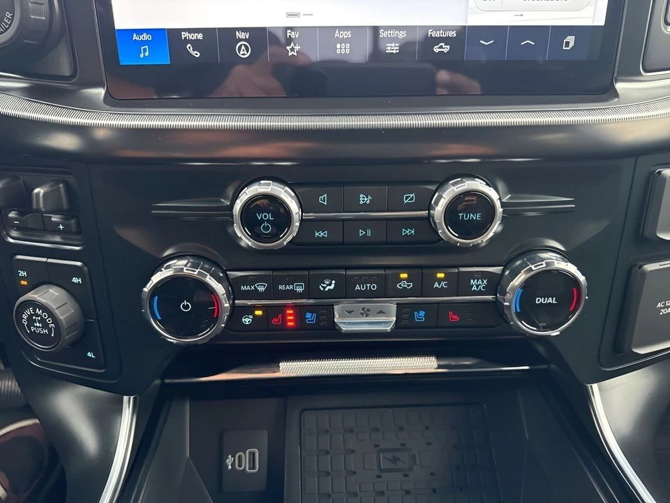 2026 Ford F-150 Raptor 14th Gen - Image 19 of 31