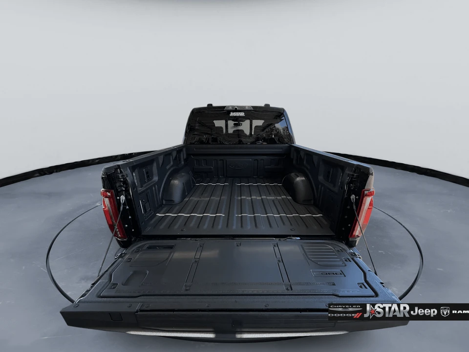 2026 Ford F-150 Raptor 14th Gen - Image 8 of 31