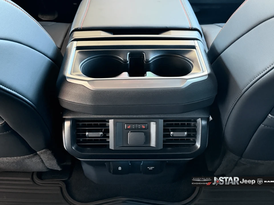 2026 Ford F-150 Raptor 14th Gen - Image 28 of 31