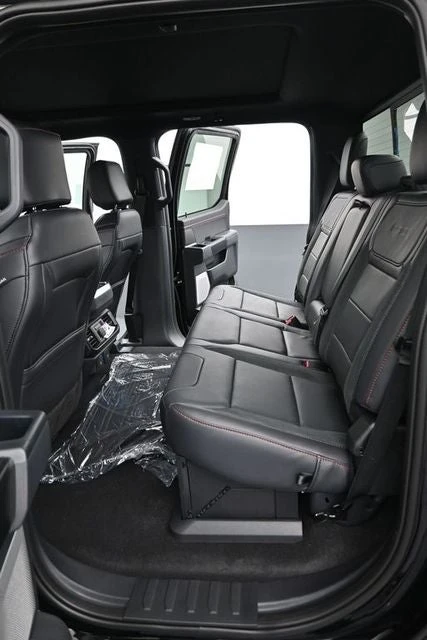 2026 Ford F-150 Raptor 14th Gen - Image 16 of 31