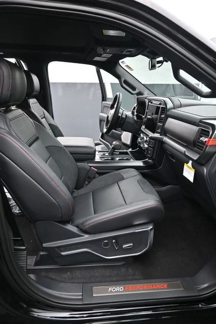 2026 Ford F-150 Raptor 14th Gen - Image 19 of 31