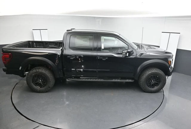 2026 Ford F-150 Raptor 14th Gen - Image 27 of 31