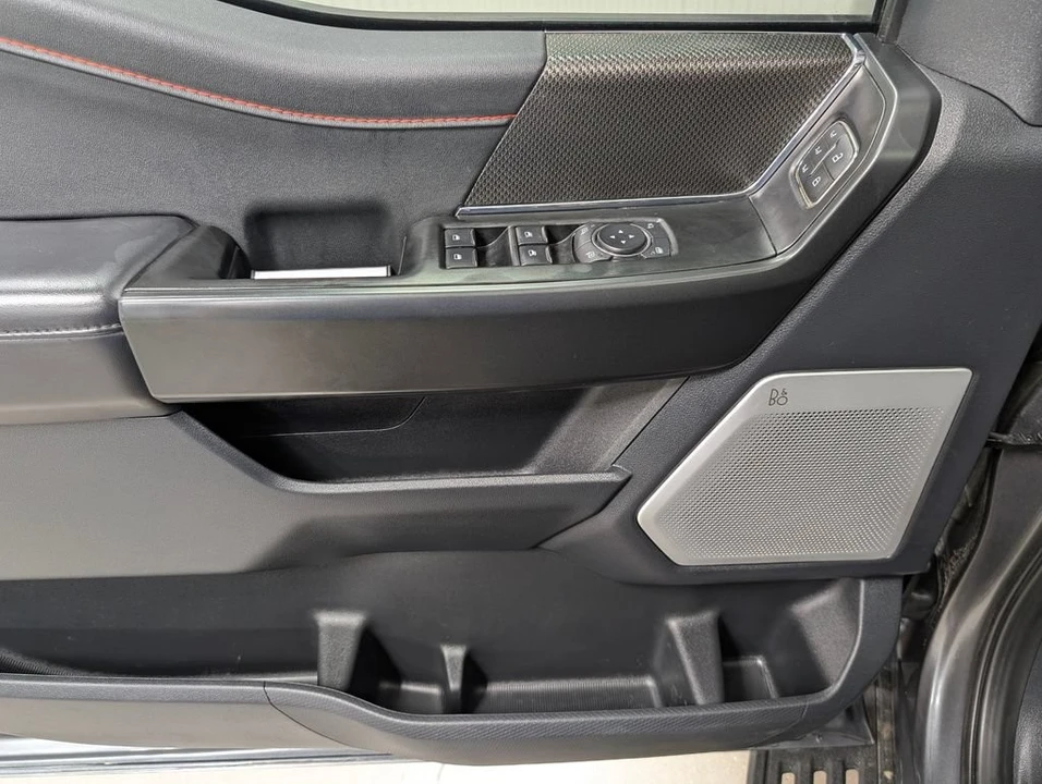 2026 Ford F-150 Raptor 14th Gen - Image 16 of 31