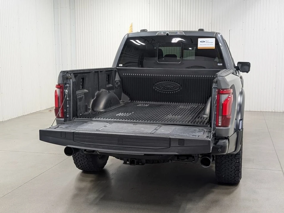 2026 Ford F-150 Raptor 14th Gen - Image 28 of 31