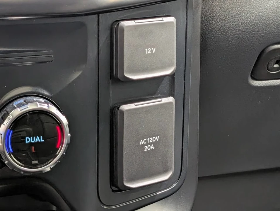 2026 Ford F-150 Raptor 14th Gen - Image 9 of 31