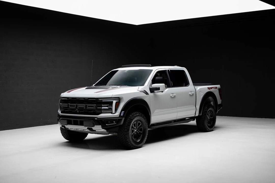2026 Ford F-150 Raptor 14th Gen - Image 4 of 31
