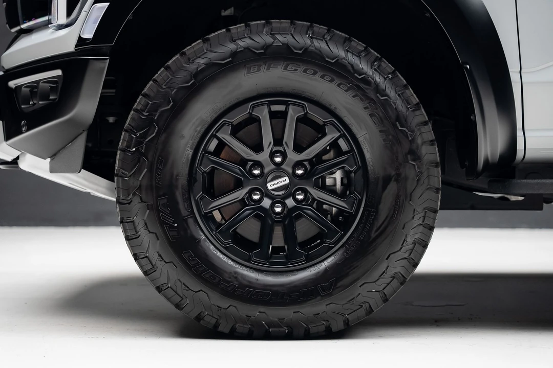 2026 Ford F-150 Raptor 14th Gen - Image 21 of 31