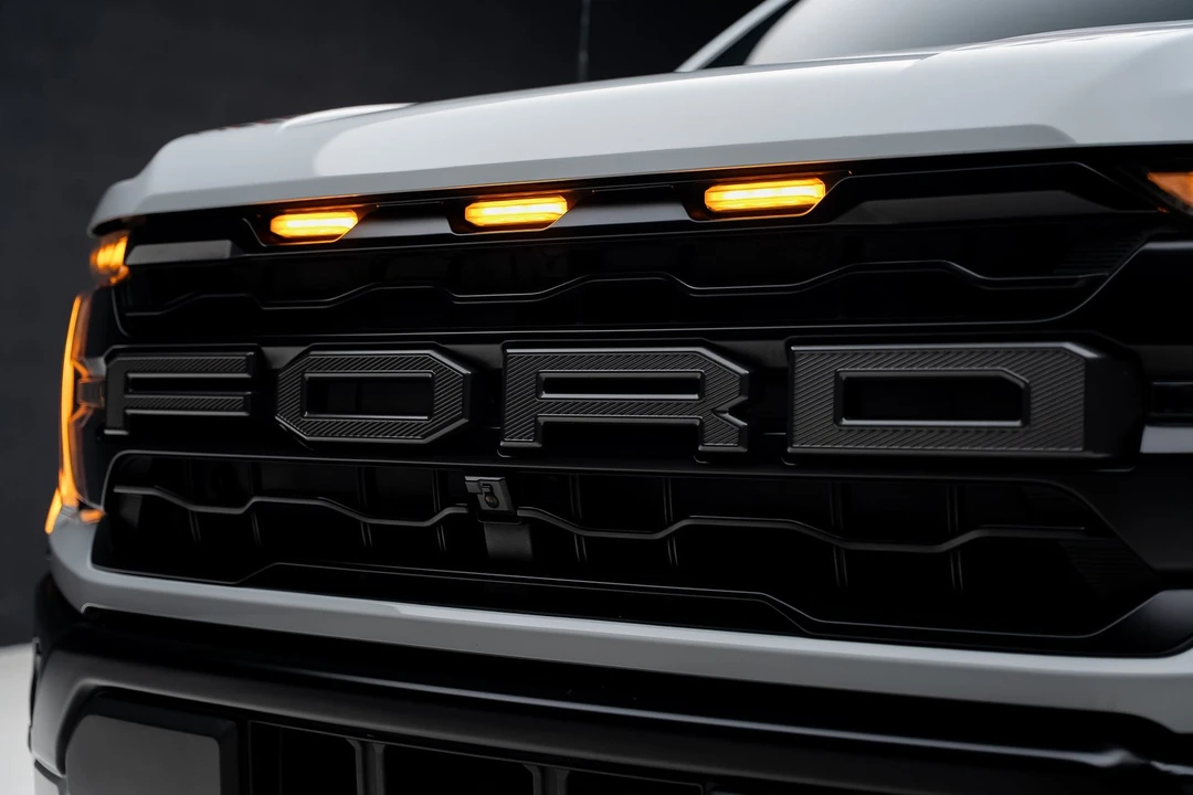 2026 Ford F-150 Raptor 14th Gen - Image 13 of 31