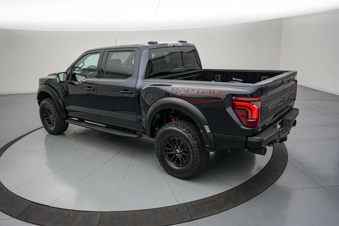 2026 Ford F-Series - Image 7 of 31