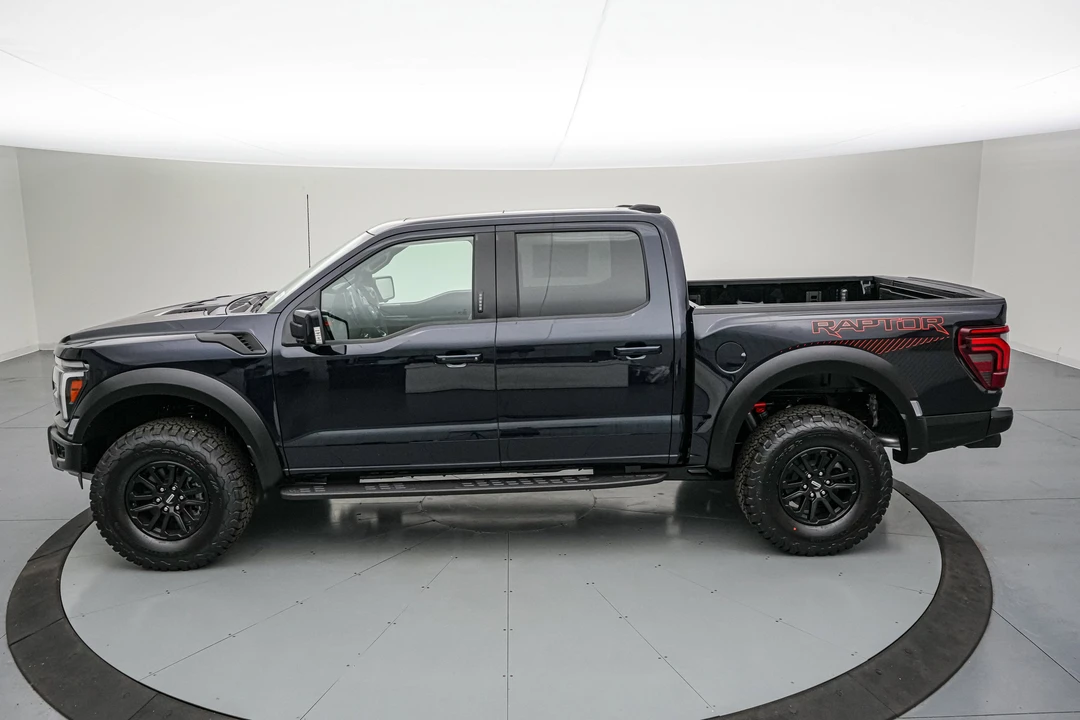 2026 Ford F-Series - Image 8 of 31