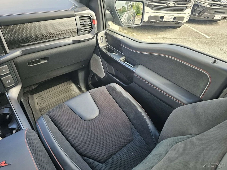 2026 Ford F-150 Raptor 14th Gen - Image 18 of 24