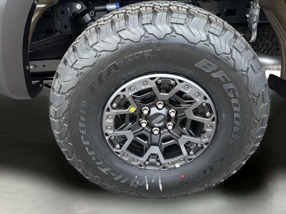 2026 Ford F-150 Raptor 14th Gen - Image 23 of 29