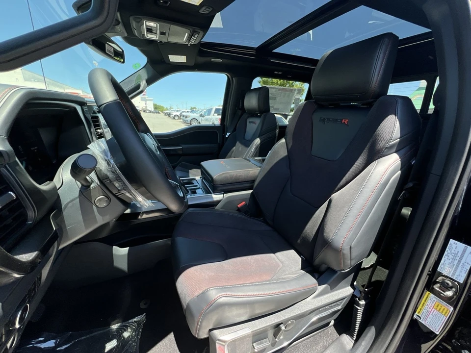 2026 Ford F-150 Raptor 14th Gen - Image 21 of 31