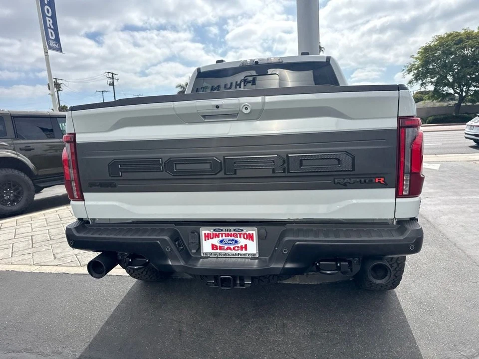 2026 Ford F-150 Raptor 14th Gen - Image 10 of 31