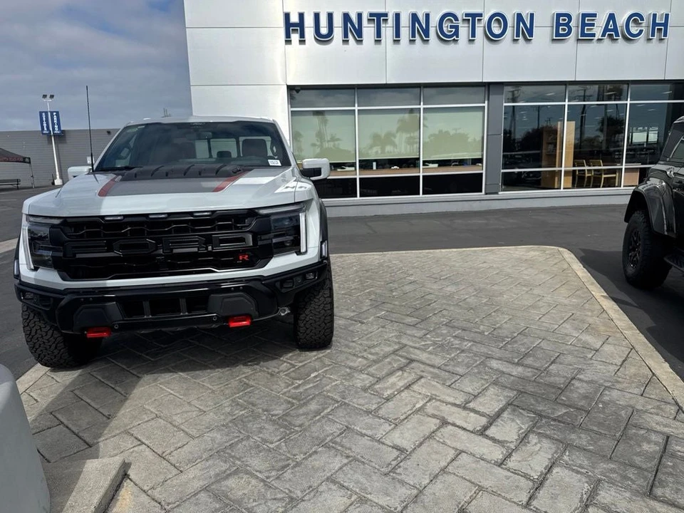 2026 Ford F-150 Raptor 14th Gen - Image 31 of 31