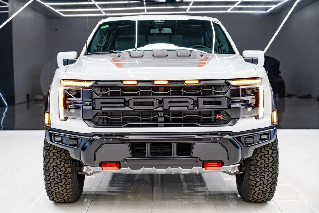 2026 Ford F-150 Raptor 14th Gen - Image 5 of 31